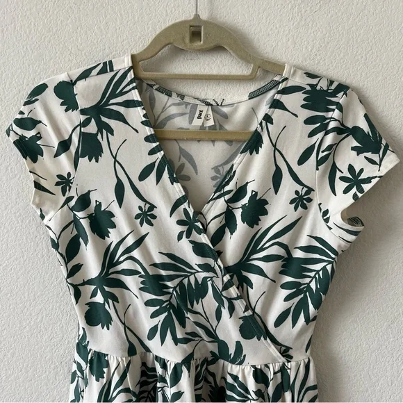 Pact NWOT Organic Cotton Fit & Flare Crossover Tropical Palm Summer Dress Small - Picture 6 of 16